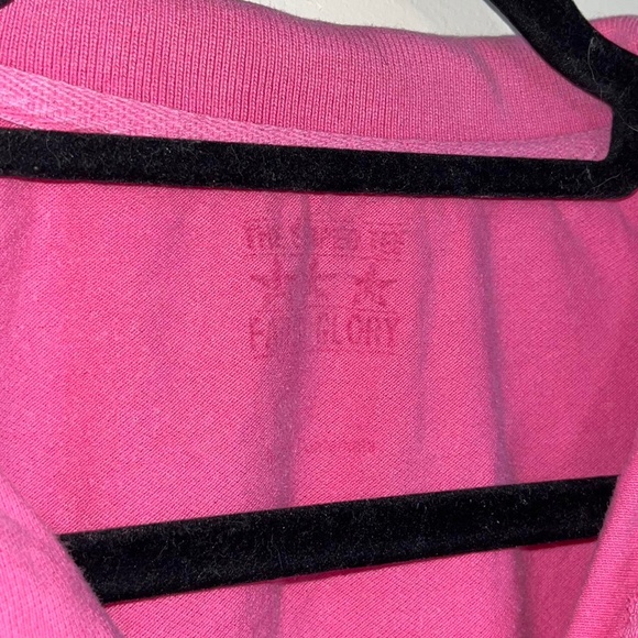 Y2K pink polo shirt with a small pocket with little flower detail - Picture 3 of 5